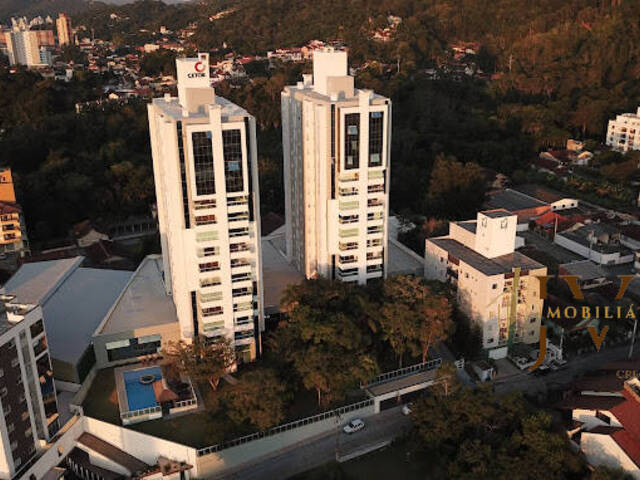 #876 - Apartamento para Venda em Blumenau - SC